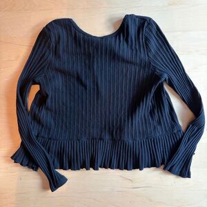 Whiteroom + Cactus Coquette Ruffle Hem Black Ribbed Open Back Top Small